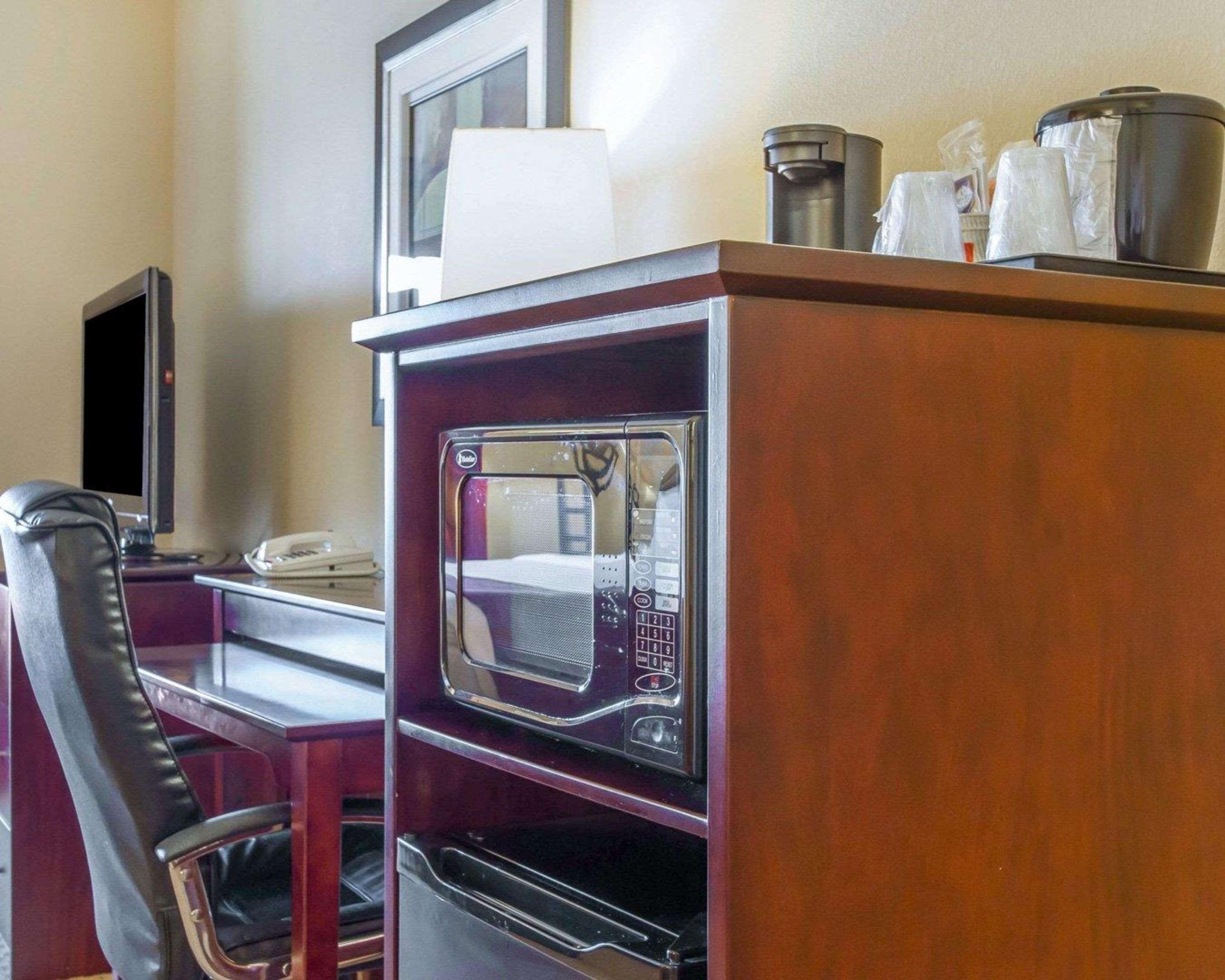 Comfort Suites Florence Shoals Area Экстерьер фото