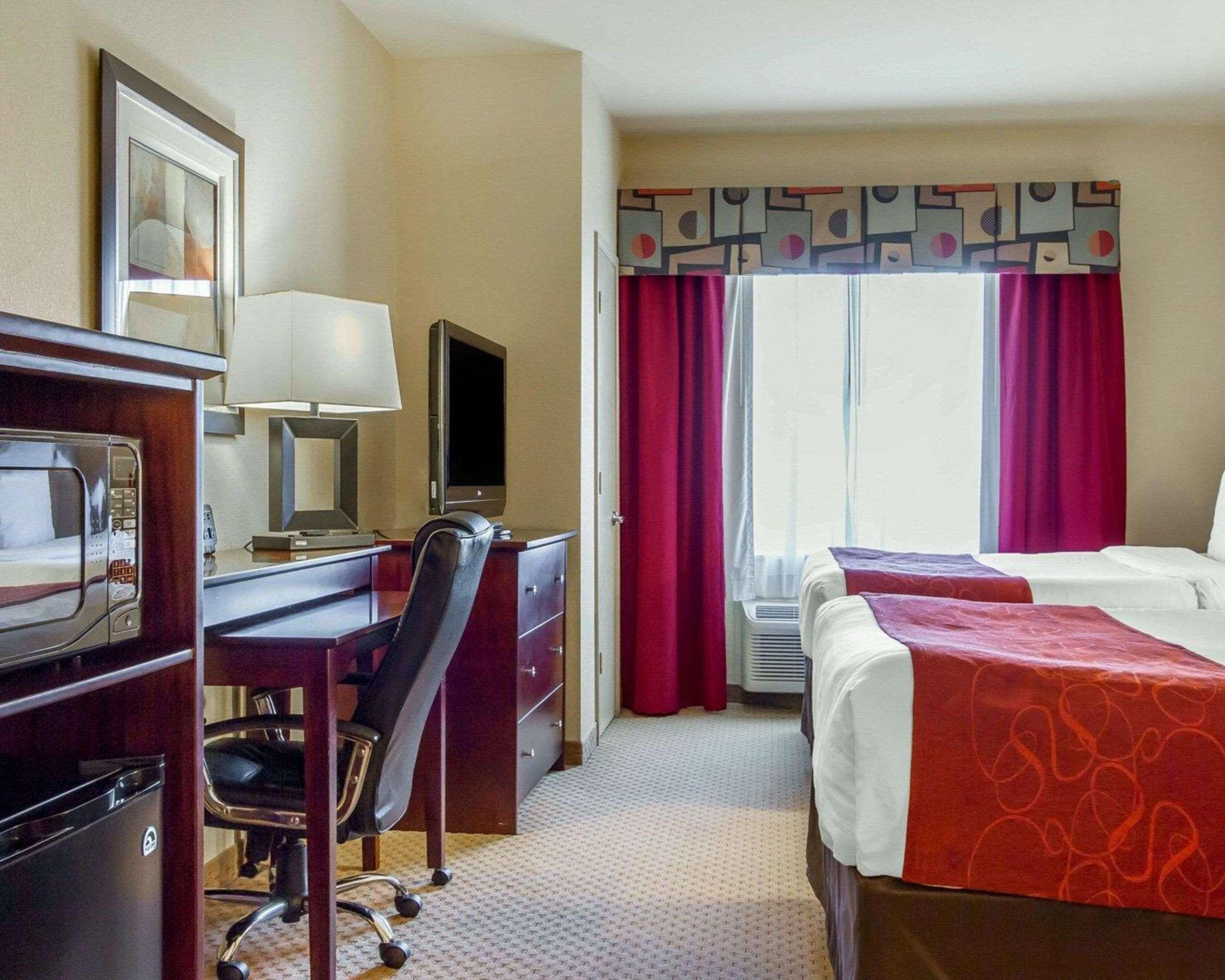 Comfort Suites Florence Shoals Area Экстерьер фото