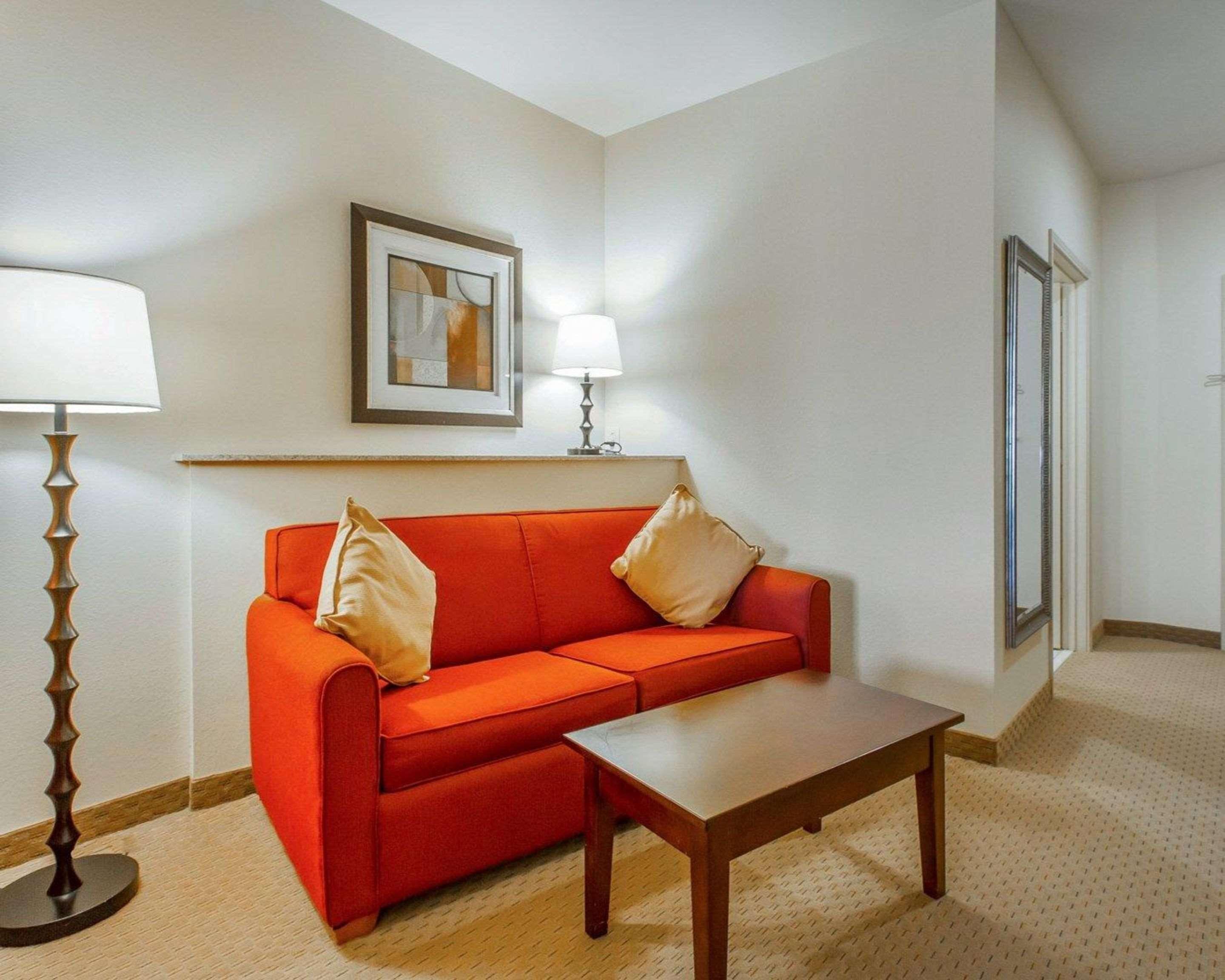Comfort Suites Florence Shoals Area Экстерьер фото