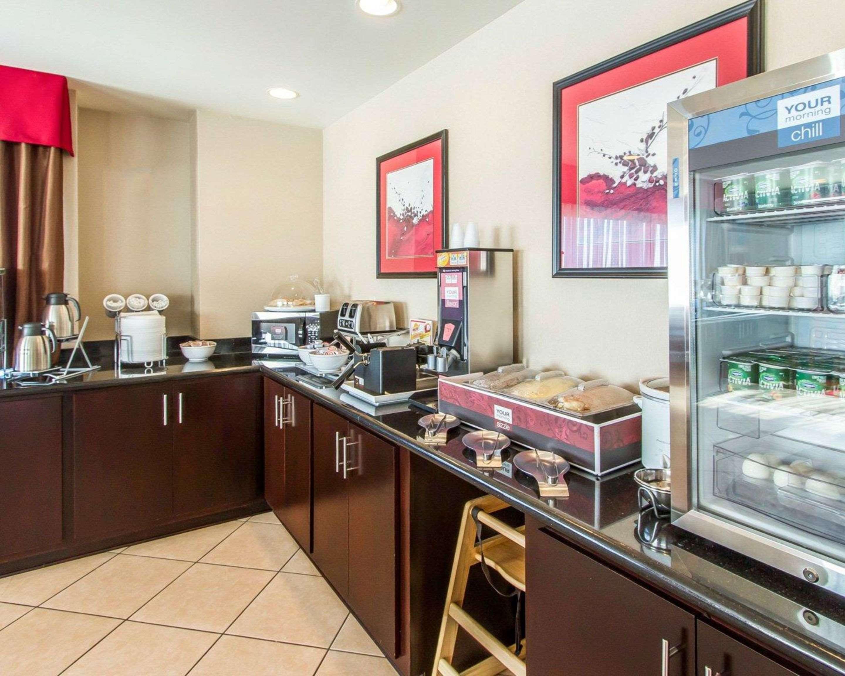 Comfort Suites Florence Shoals Area Экстерьер фото